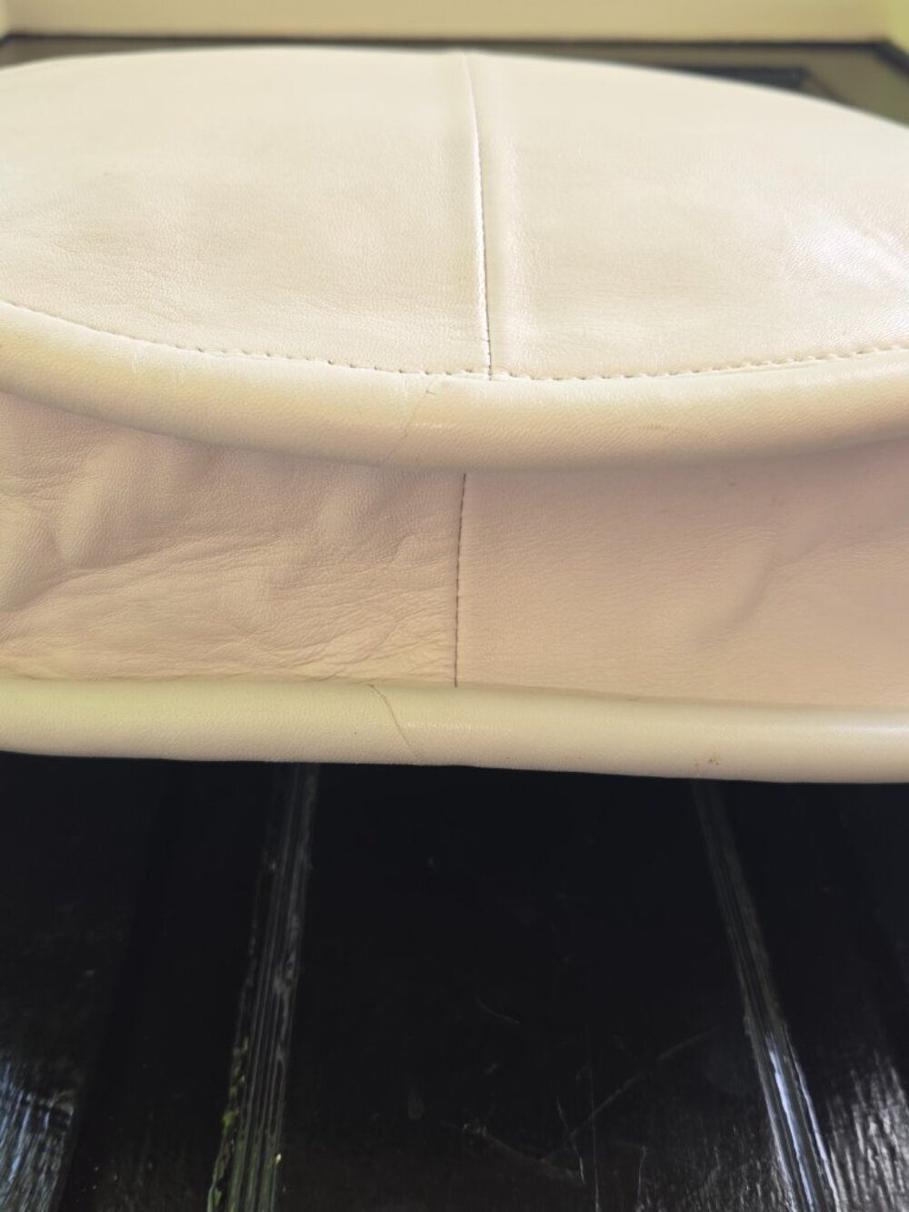 Anthropology Julien Tote leather Ivory large lightweight - Picture 4 of 9
